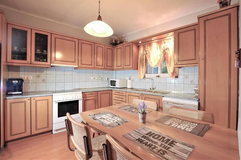 'Panos' Comfy Apartment Аргостоліон Екстер'єр фото