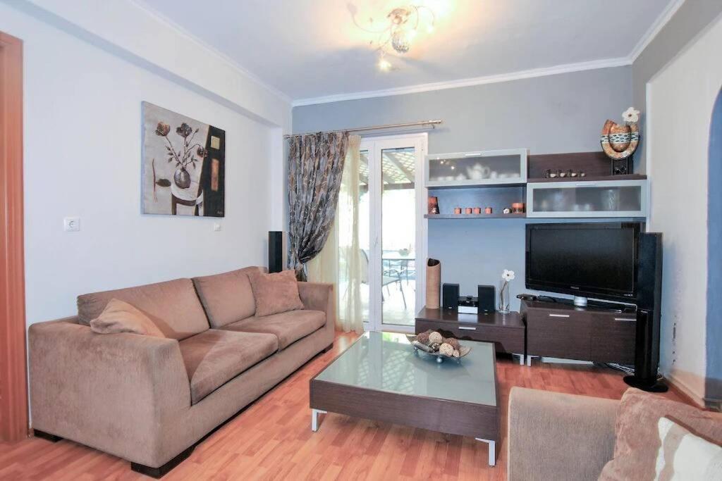 'Panos' Comfy Apartment Аргостоліон Екстер'єр фото